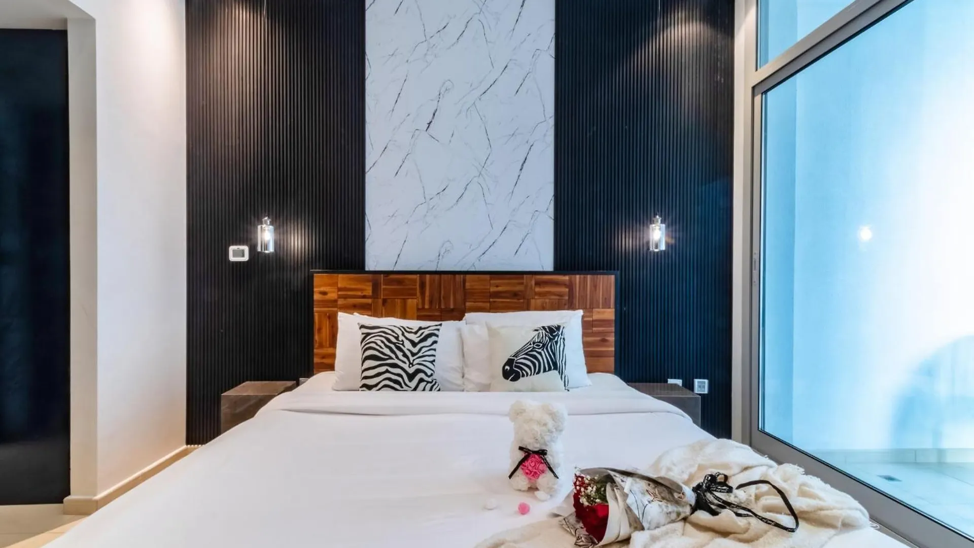 Apartment Jbr Beach & Marina Walk I Ain Dubai View I 1 Bdr